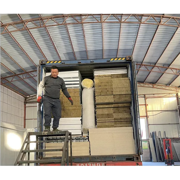 Customize Layout Waterproof Fireproof Windproof 20 40 ft Wood Grain Security Prefab Detachable Container House For Office