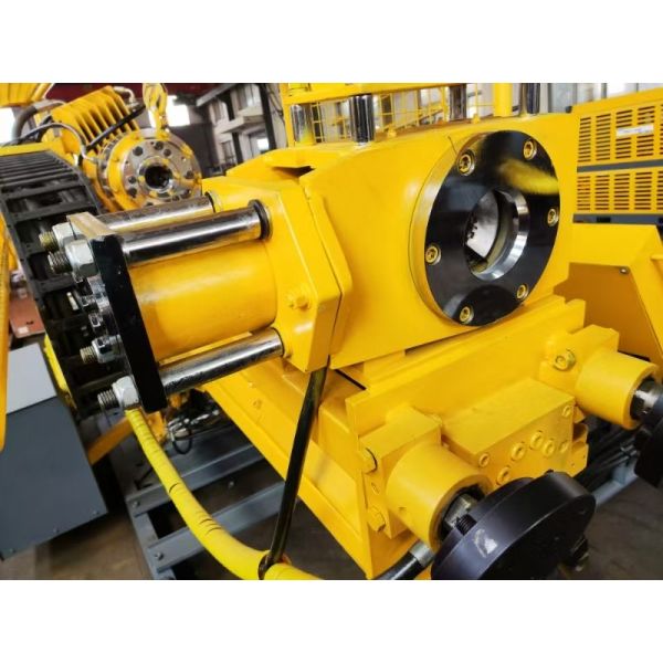 NQ 1000M UN1000 Underground Core Drilling Rig With Max Torque 1650Nm