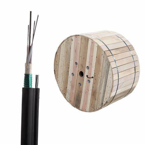 Single Mode Outdoor LSZH/HDPE Fiber Optic Cable 2-144 Cores GYTC8S Self Supporting Aerial Cable