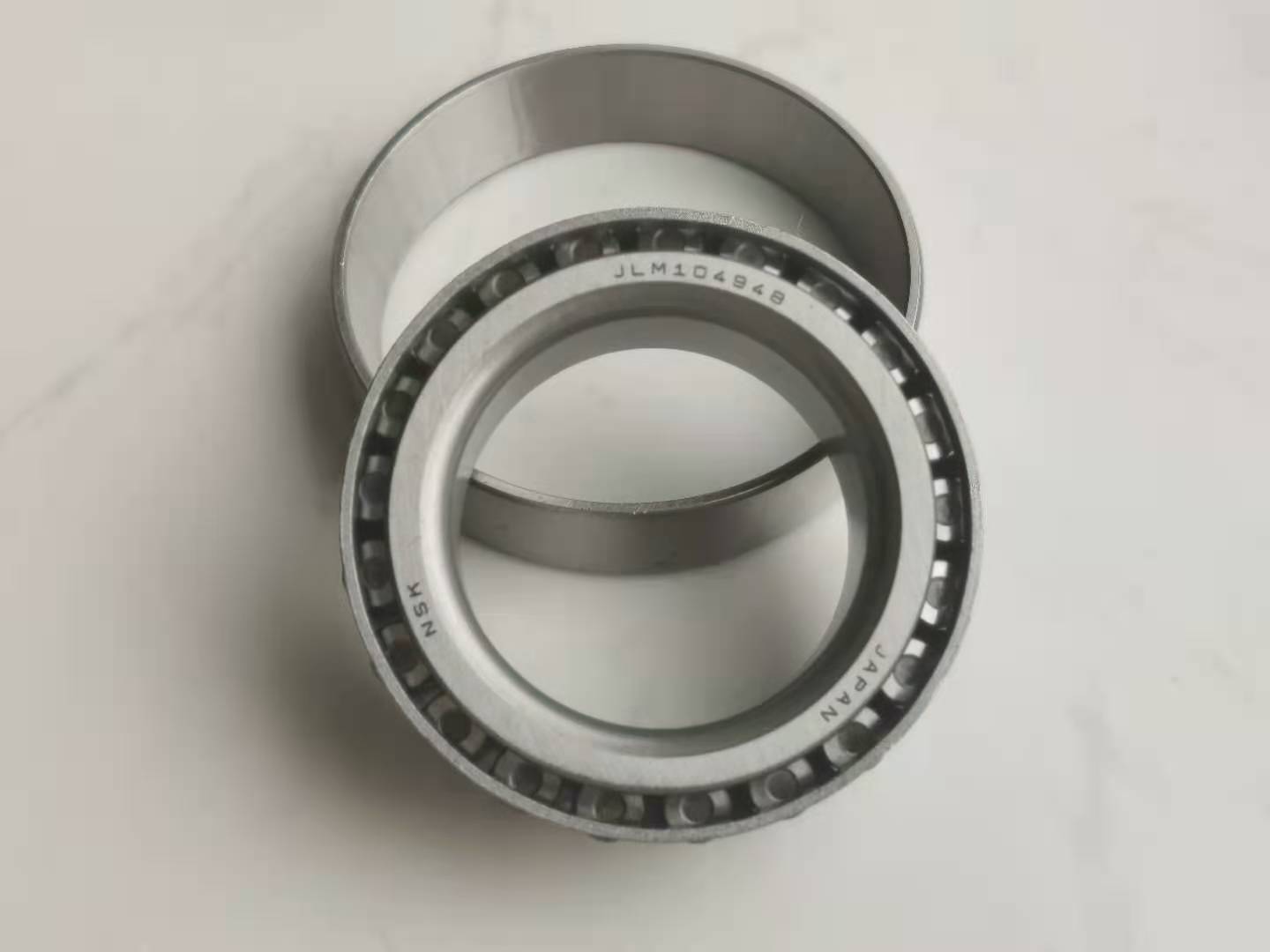 Подшипники сплющенного ролика OD82mm JLM104948 JLM104910