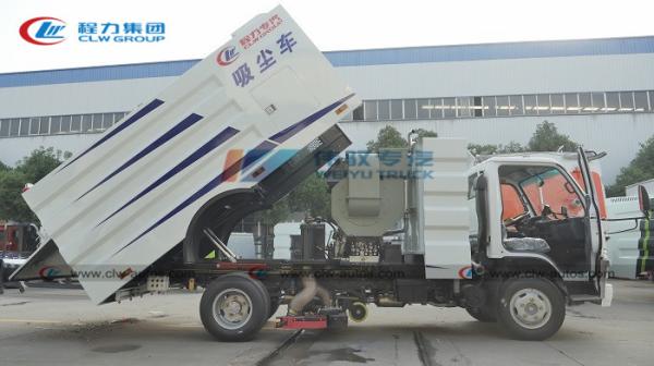 Caminhão da sução do vácuo de Isuzu 5cbm 4x2 para Ash Cleaning carbonoso