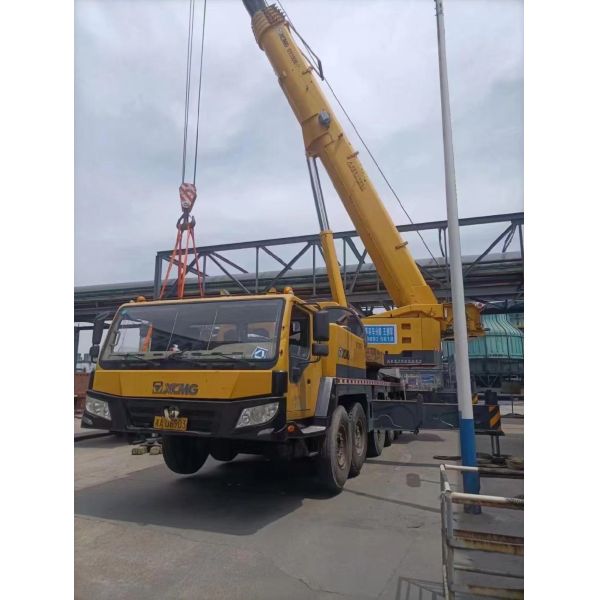 2012 Truck Crane Lifting Equipment After-sales Service for Construction Machinery