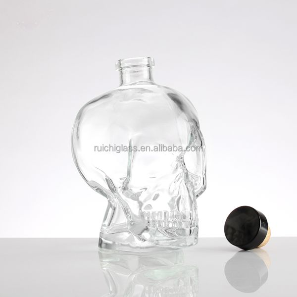 Superior Glass Skull Bottle with Customize Cork Sealing Type and Hot Stamping Surface