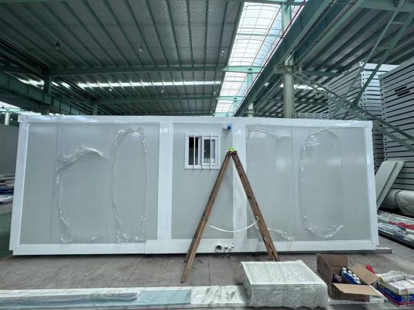 Logement d'urgence multifonctionnel Maison portable en acier extensible avec structure en acier durable