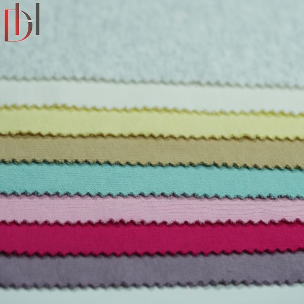 Apparel T Shirt Fabric Woven Versatile Cotton Clothing Fabric Lightweight