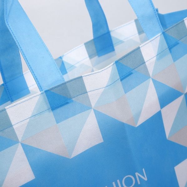 Biodegradable Eco Friendly Non Woven Bags , Laminated Tote Non Woven Handle Bag