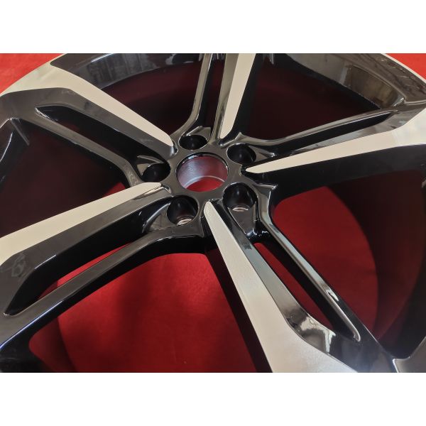 66.5 Hole 5 Spoke Black Alloy Wheels