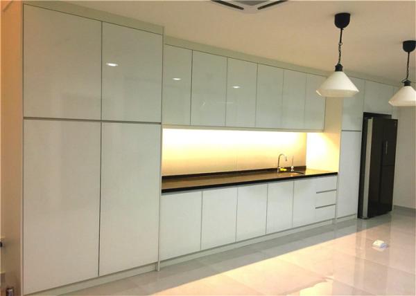 High Gloss Lacquer MDF Kitchen Cabinets Blum / Dtc Hardware With Countertop Sink / Faucet