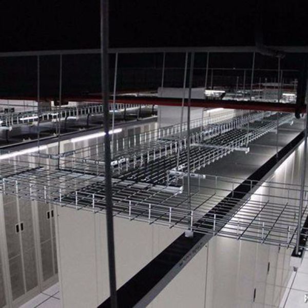 Strong Construction Metal Wire Basket Cable Tray Standard / Customized Thickness