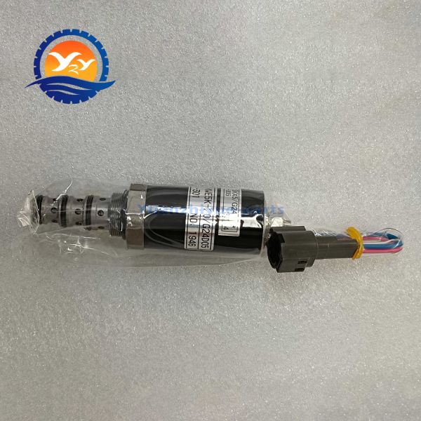 HD820-3 HD820-2 Excavator Parts Proportional Solenoid Valve KWE5K-20/G24D05-301 for Kato Excavator Parts