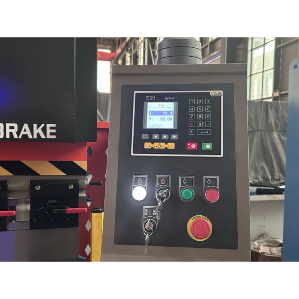 Economical Model WC67Y Hydraulic Press Brake 125T 3200MM E21 Controller NC Press Bending Machine