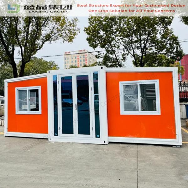 Des maisons de conteneurs préfabriquées 20 pieds 40 pieds portables modulaires modernes