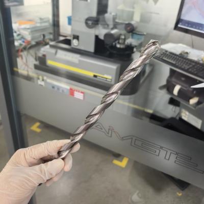 14mm Carbide Deep Hole Drill 2 Flutes Inner Coolant For Blow Mold Cooling Channels