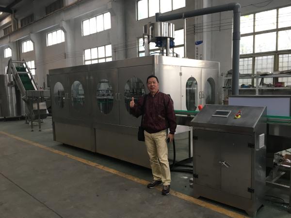 Stable Automatic Water Bottle Filling Machine Rinsing Filling And Capping Plant