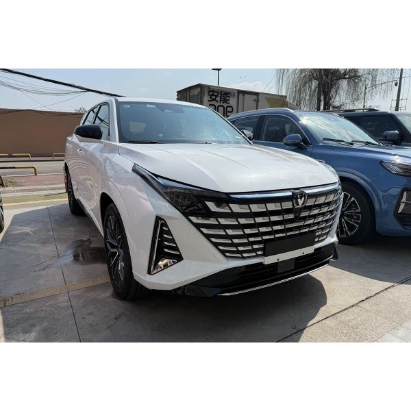 2024 New Arrival Changan UNI-Z Compact SUV Auto Gas Hybrid Vehicle R20 Tire Automatic Gear Acura Left AWD Cheap Price Used Car