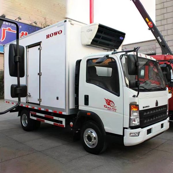 Custom's Requirement 130hp 4x2 Refrigerated Truck For Ice Cream Delivery And Food Cooling
