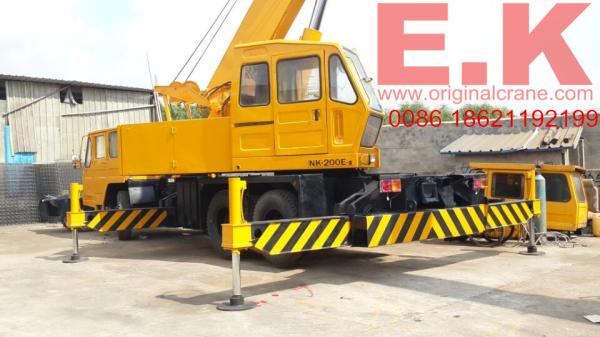 Used Kato Japanese 20ton Mobile Hydraulic truck Crane jib crane boom crane (NK200E)