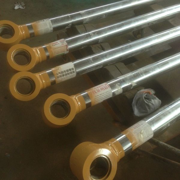  cat E320 bucket  hydraulic cylinder rod   earthmoving spare parts