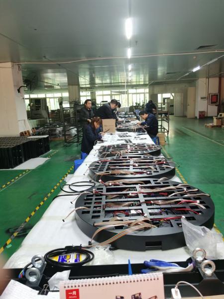 6500cd/sq P2.5 Outdoor Round LED Display 500w/sqm