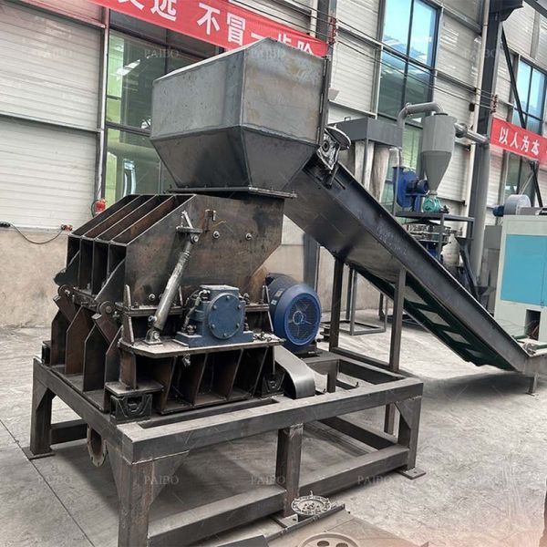 High Safety 3-60t/h Waste Metal Can Steel Double Roll Crusher Machine for Recycling