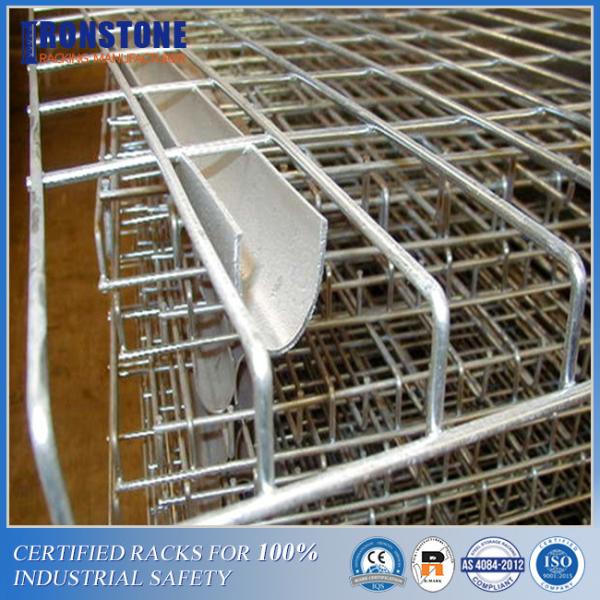 Teardrop Warehouse Pallet Racks suitable for 40x48 US standard pallets