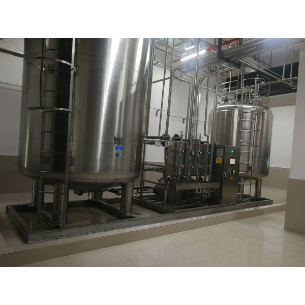 500L Capacity Steam Distillation Plant With Food Grade Stainless Steel PLC Touchscreen Control