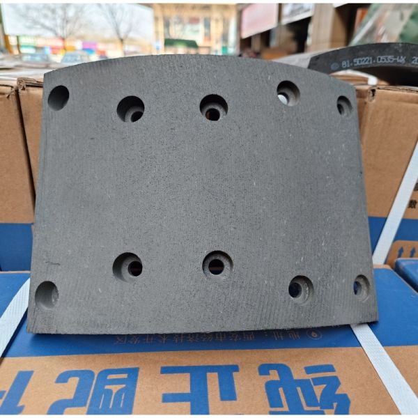 SINOTRUK Howo Brake Linings SINOTRUK AZ9231342072 E7 371 Truck Brake Shoe Liner WG9761450118 WG9761450119