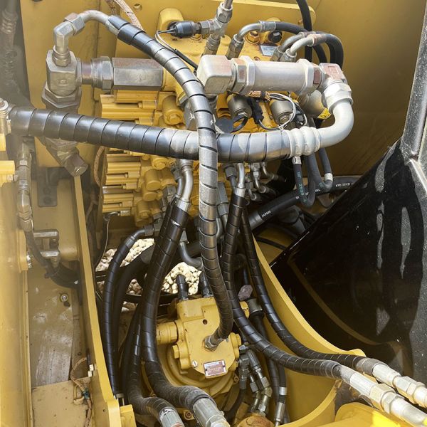 Used Caterpillar 307E2 Excavator 7ton Weight 42kw Rated Power Construction Machinery