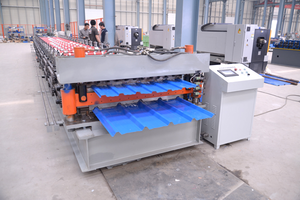 Roof Tile / Roofing Sheet Roll Forming Machine Metal Deck Roll Forming Machine