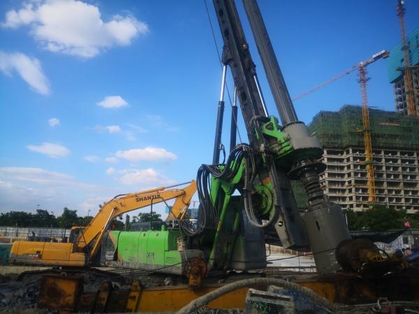 Diamètre 1300 millimètre Rig Machine de empilage rotatoire de profondeur de KR125A 37 m/43 m