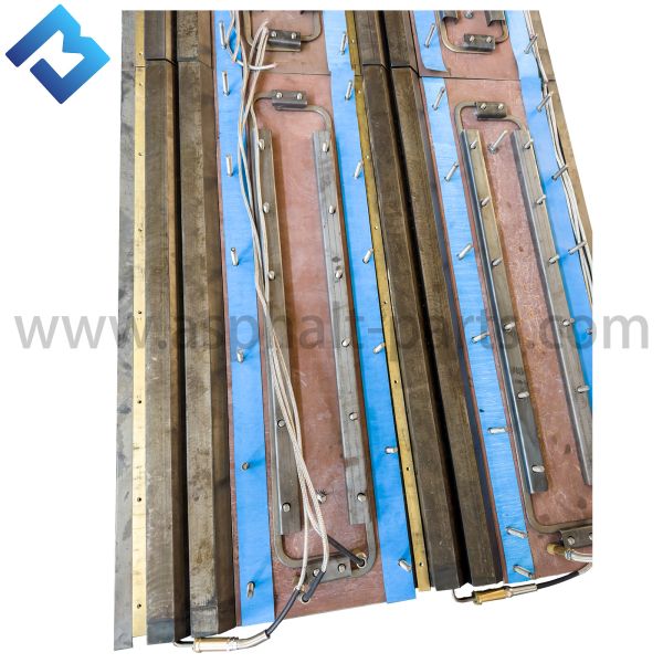RM80617244/80617251 Screed Plate / Stove+Electric Heating Rod+Bead Assembly For Vdt-V783 High Quality Road Construction