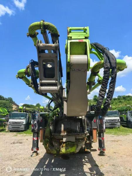 2021 Zoomlion 62m High-Pressure Concrete Pump Truck - Easily Handle Tough Operations | Buy Now