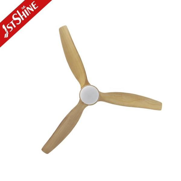 Ventilador de teto de madeira de alta velocidade de 52 polegadas com luz e tensão de entrada de 110-240V / 50Hz-60Hz
