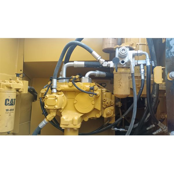 CAT 330C 330CL 330DL использовал экскаватор CAT 330D гусеницы