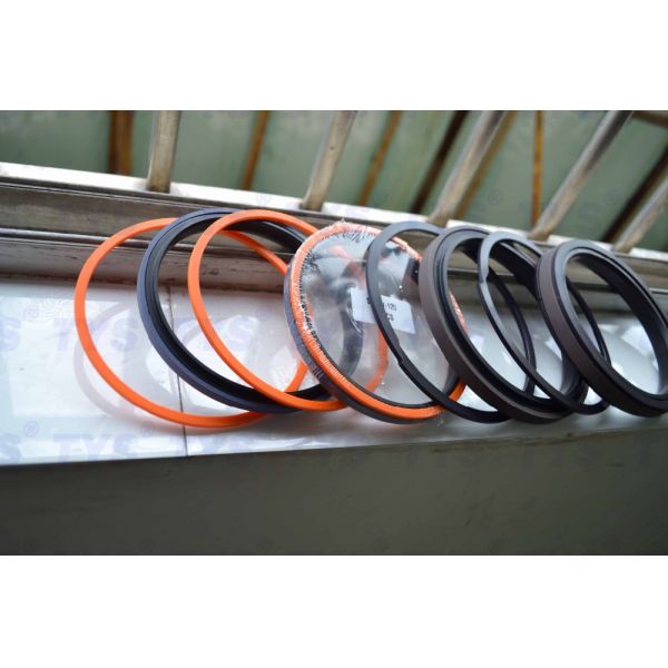 PTFE NBR POM Hydraulic Piston Seals PTFE Hydraulic Cylinder Oil Seal