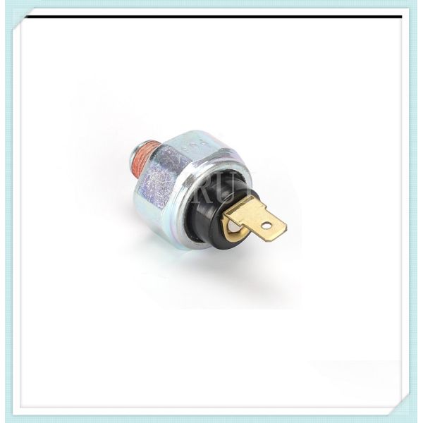 MC840219 Engine Oil Pressure Sensor For Kobelco SK230-6 SK230-6E