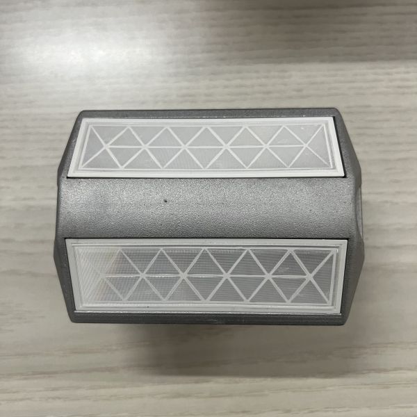 ROADSAFE Aluminum Road Stud Reflector Customs LOGO road cat eyes with 2 Sides Traffic Safety Reflective Cat Eye With Pin