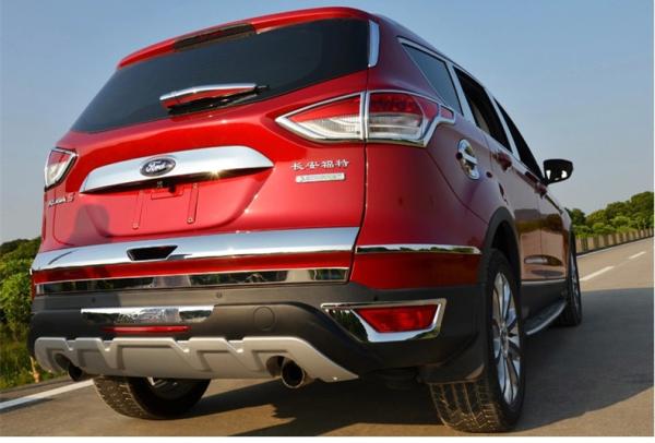 Acessórios do veículo ABS Guarda de pára-choque dianteiro do carro para Ford Kuga Escape Ecoboost Peças sobressalentes automáticas