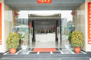 Guangzhou Huanshi Trade Co., Ltd.