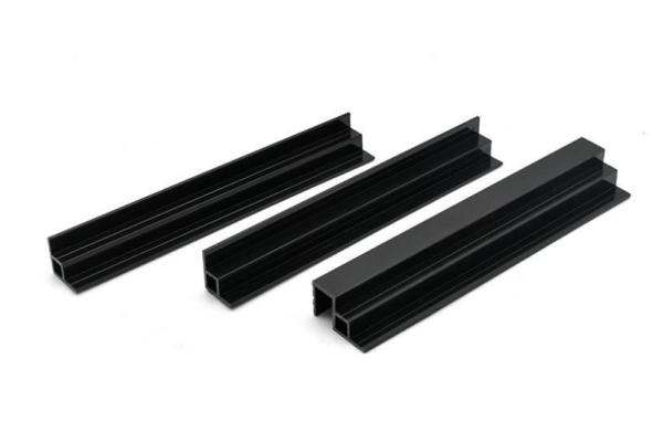 Profil en PVC plastique Profil géométrique noir