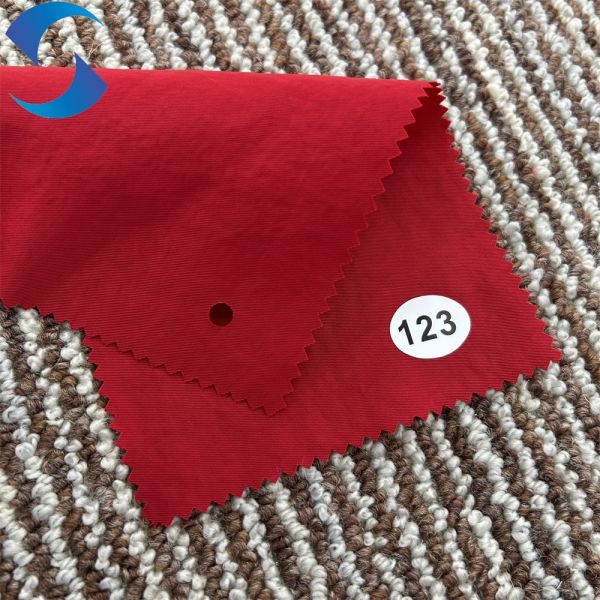 Trendy Vintage Look 335T Density PU Coated Nylon Taslon Wrinkle Fabric for Windproof Designer Casual Windbreakers