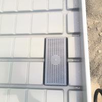 Bancs roulants de serre réglables pour les systèmes de débit et de reflux verticaux de semis