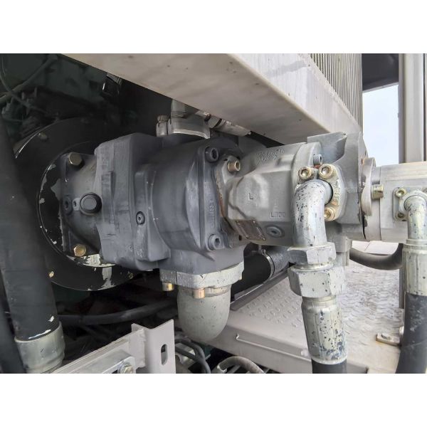 Used Zoomlion 10023 Concrete Line Pump with 100/55m³/H Output 13800Kg Weight and 9100*2450*3140mm Dimensions