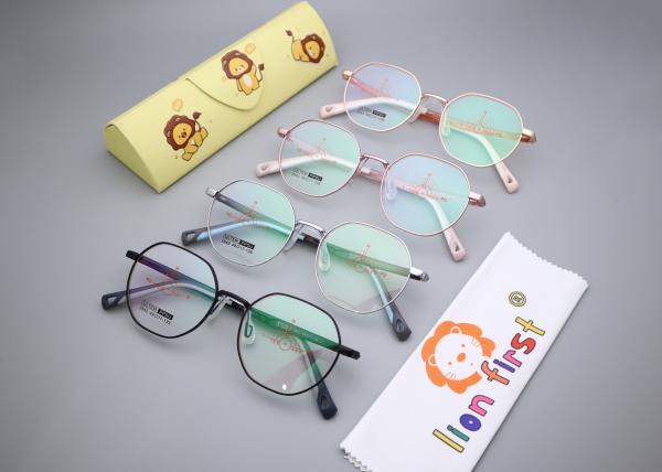 15.7G High Performanc Metal And PPSU Kids Eyeglasses LF 2543