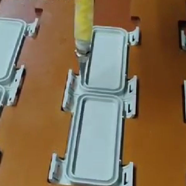 Vacuum Degassing Function Automatic to eliminate air bubbles Advanced Robotic Arm for Precise Potting potting machines