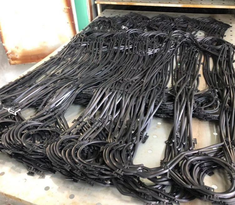 Heat Exchanger Rubber Sealing Strip Flat Vulcanizing Machine - Double Working Layer - Manual Mold Entry And Exit Hot Press