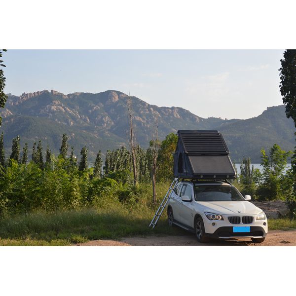 Discover the Perfect Four-Season Tent One Bedroom Pop Up Aluminium Roof Top Tent with Roof Platform