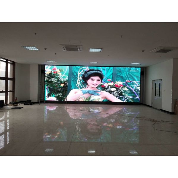 P2.5 HD Indoor Full Color LED Display  with 640x640mm cabinet and 3840hz refresh rate