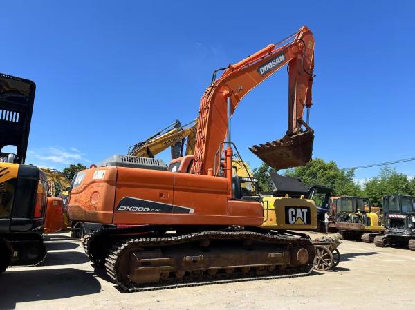 オリジナル中古掘削機 Doosan 300lc-9c 油圧ショベル CE / EPA対応 30トン稼働品質