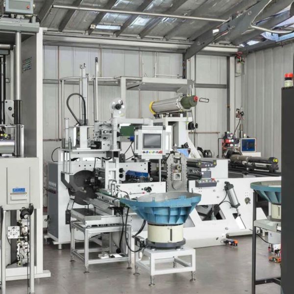 Fully Automatic SR-350YFQ Die Cutting System with Servo Motors Schneider PLC Control Pump Gear/Bearing Core Components